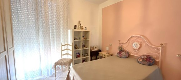 Apartamento de 4 dormitorios en Pontedera, Italy No. 359886 31
