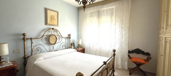 Apartamento de 4 dormitorios en Pontedera, Italy No. 359886 26