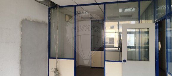 162m² Office in Lisbon, Portugal No. 68346 6