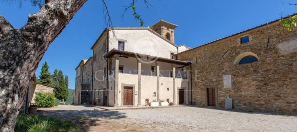 Edificio de 5 habitaciónes en Lisciano Niccone, Italy No. 233385 9