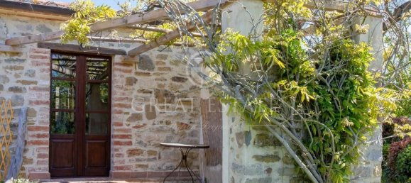 Edificio de 5 habitaciónes en Lisciano Niccone, Italy No. 233385 18