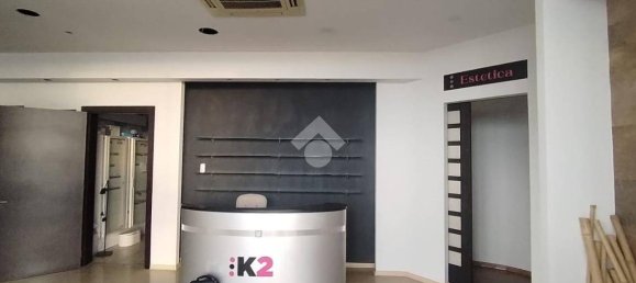 5 rooms Commercial property in Campi Bisenzio, Italy No. 356291 8