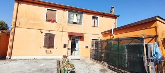 3 rooms Apartment in Fiesso Umbertiano, Italy No. 309346 20