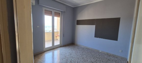 Apartamento de 4 divisões em Termini Imerese, Italy N.º 301116 2