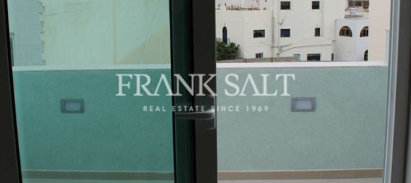 2 bedrooms Penthouse in Mosta, Malta No. 6658 10