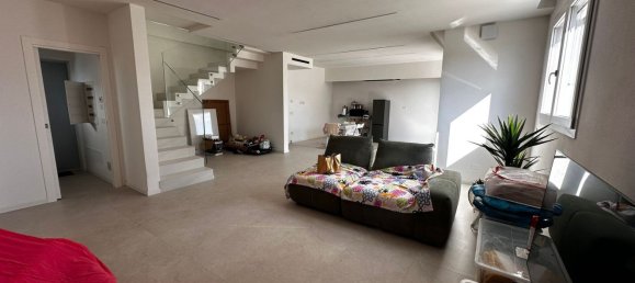 5 bedrooms House in Nonantola, Italy No. 347030 2