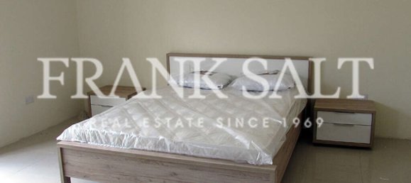 2 bedrooms Penthouse in Sliema, Malta No. 3725 4