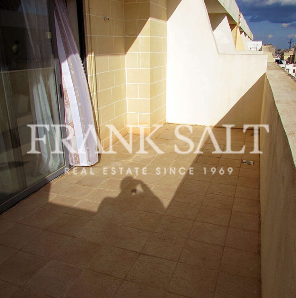 2 bedrooms Penthouse in Sliema, Malta No. 3725