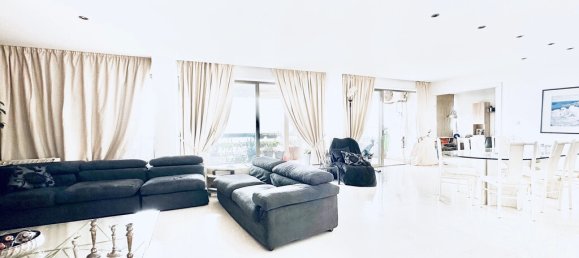 Apartamento de 3 dormitorios en Palaio Faliro, Greece No. 3225 3