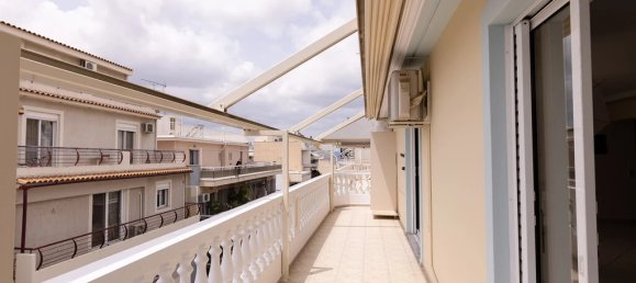 4 Schlafzimmer Property in Athens, Greece, Nr. 3077 12