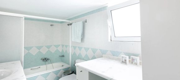 4 Schlafzimmer Property in Athens, Greece, Nr. 3077 23