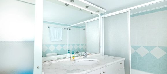 4 Schlafzimmer Property in Athens, Greece, Nr. 3077 22