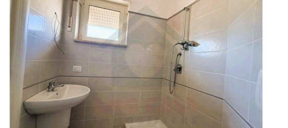 Dúplex de 2 habitaciónes en Santa Marinella, Italy No. 287538 9