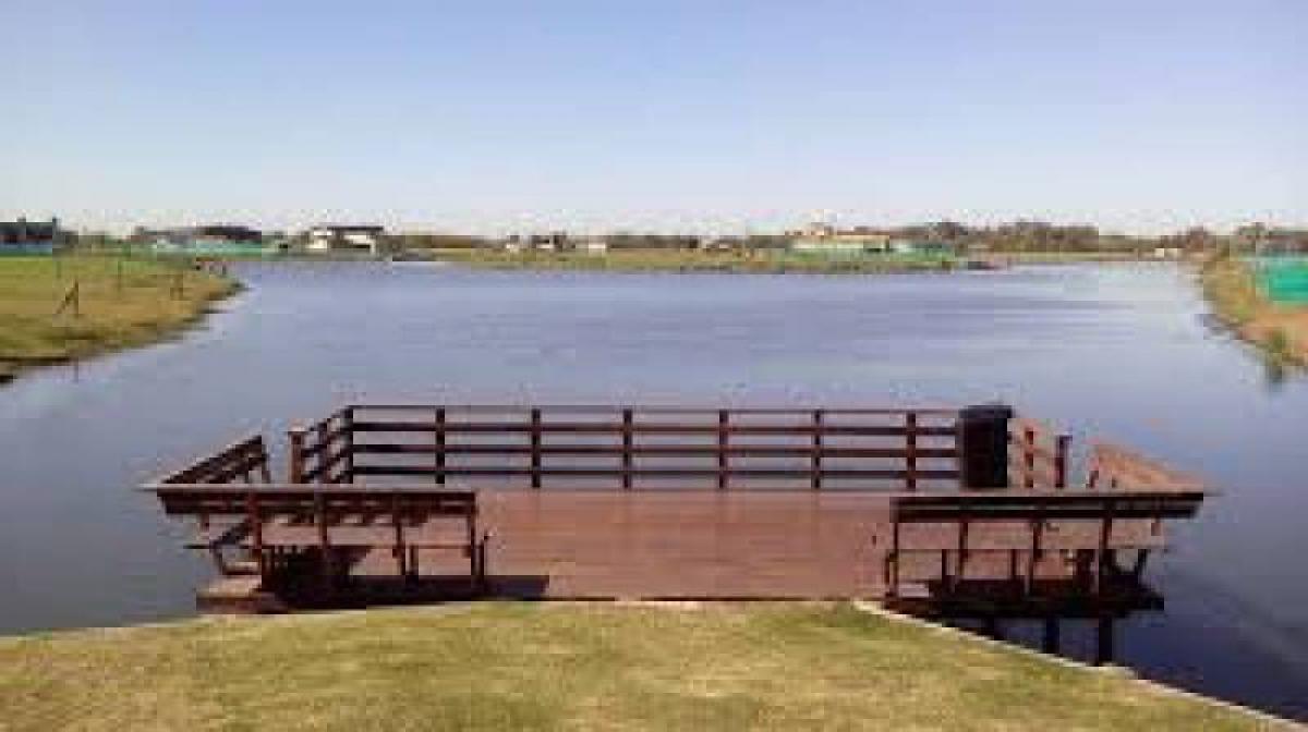  Land in Escobar, Argentina No. 112614