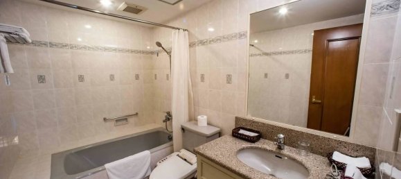 2 dormitorios apartamento en alquiler en District 3, Ho Chi Minh, Vietnam № 13835 8