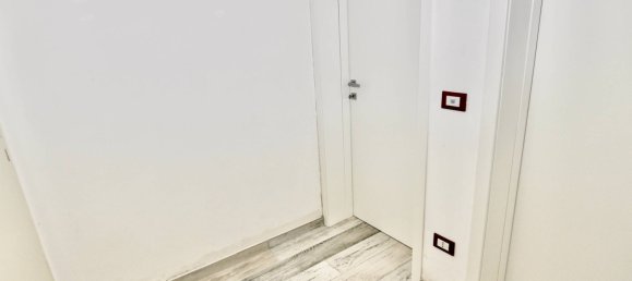 Apartamento T1 em San Benedetto del Tronto, Italy N.º 309160 7
