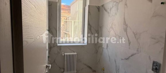 Apartamento de 2 dormitorios en Busto Arsizio, Italy No. 332221 7