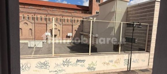 Apartamento de 2 dormitorios en Busto Arsizio, Italy No. 332221 3