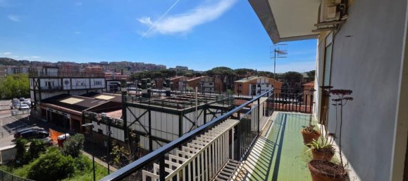 3 rooms Apartment in Naples, Italy No. 80819 32