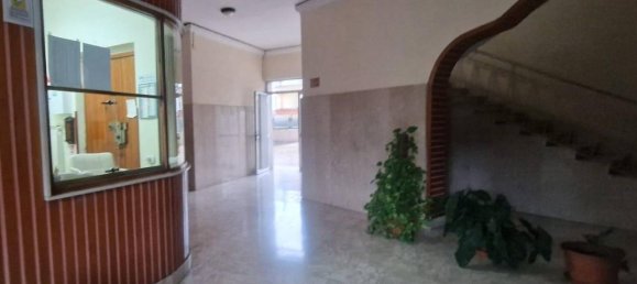 3 rooms Apartment in Naples, Italy No. 80819 20
