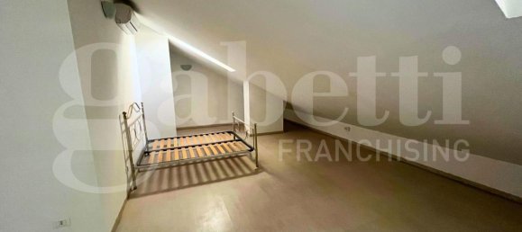 Apartamento de 2 habitaciónes en Moncalieri, Italy No. 231781 16