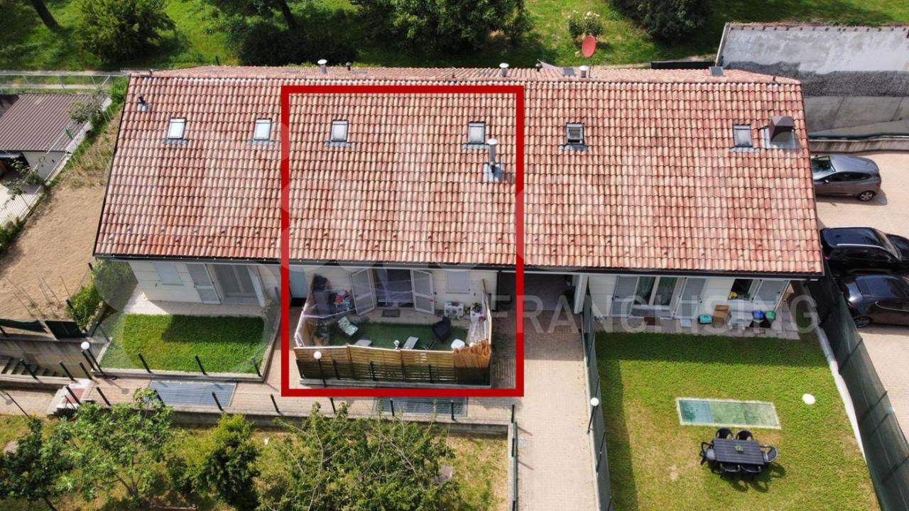 Apartamento de 2 habitaciónes en Moncalieri, Italy No. 231781