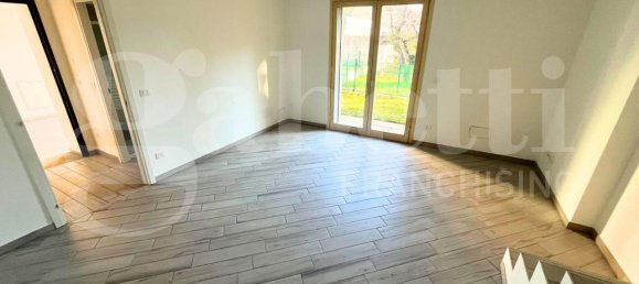 Apartamento de 2 habitaciónes en Moncalieri, Italy No. 231781 25