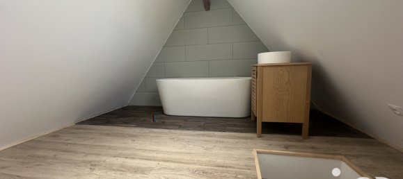 Casa de 3 dormitorios en Plailly, France No. 263391 4