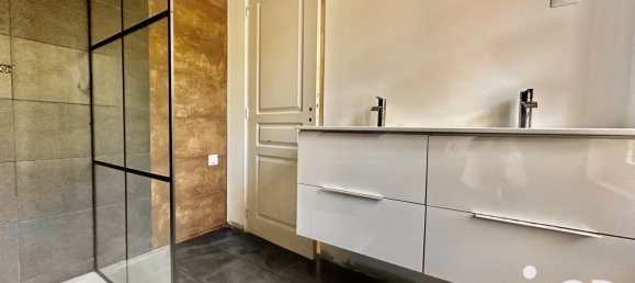 Casa de 3 dormitorios en Plailly, France No. 263391 3