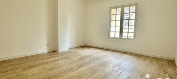 Casa de 3 dormitorios en Plailly, France No. 263391 5