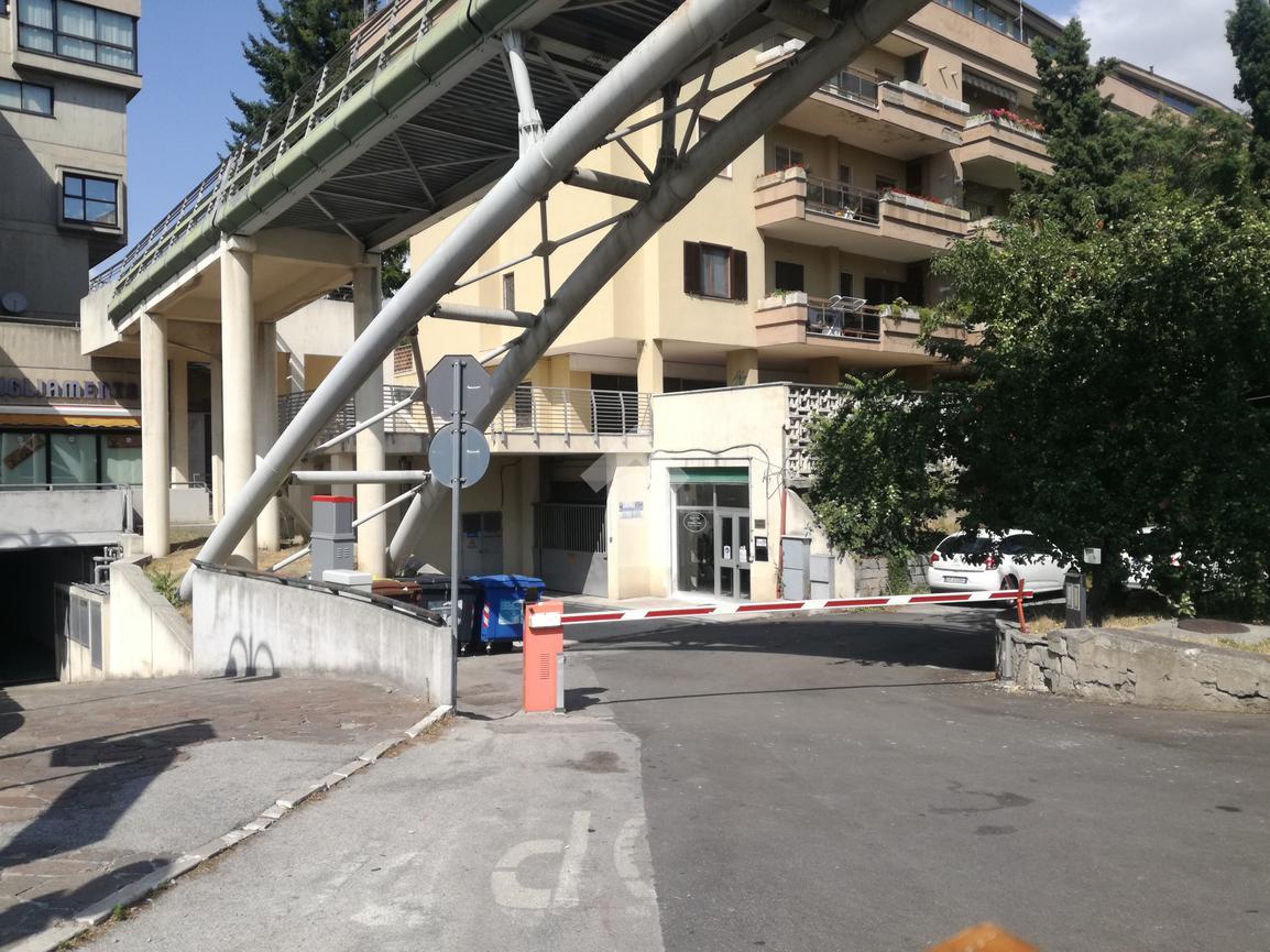 1 room Garage in Potenza, Italy No. 238181