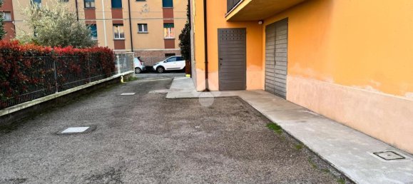 Гараж с 1 комнатой в Минербио, Италия № 236042 13