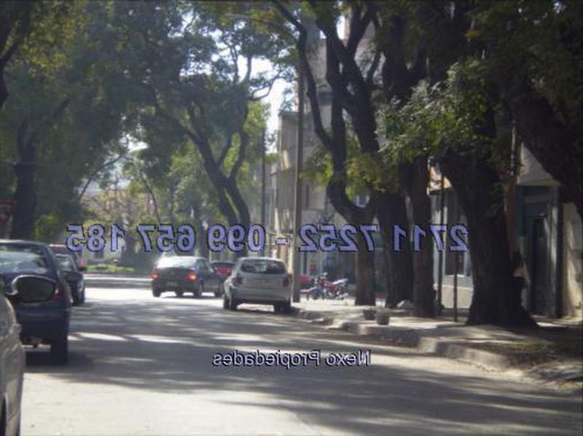 Terreno em Montevideo, Uruguay N.º 15696