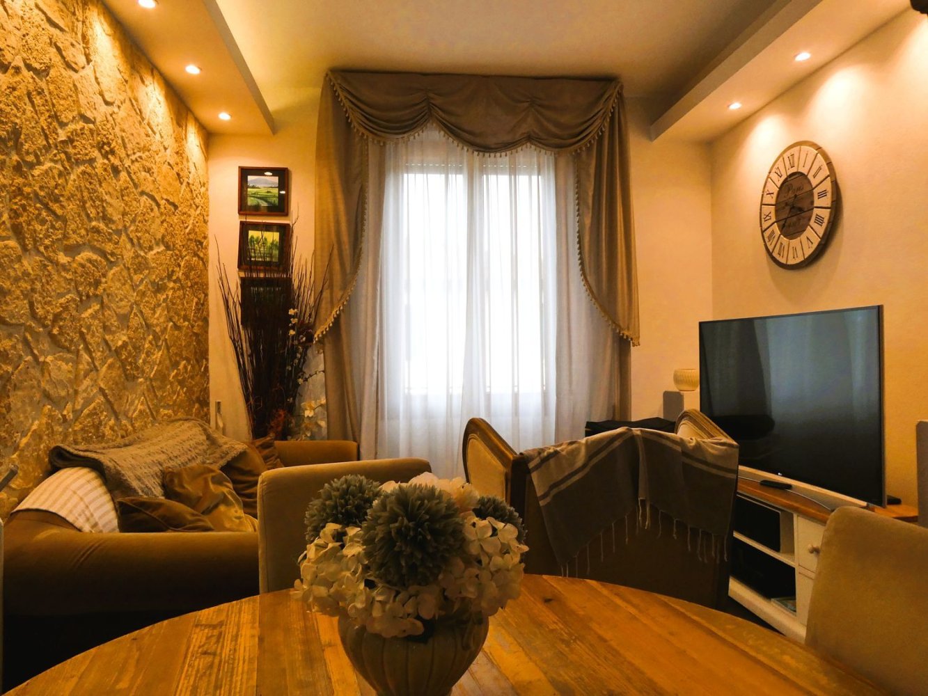 5 bedrooms Duplex in Empoli, Italy No. 389582
