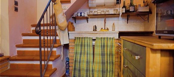 4-Zimmer Wohnung in Terranuova Bracciolini, Italy, Nr. 230916 5