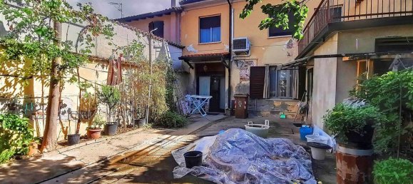 Дом с 4 комнатами в Боццоло, Италия № 5071 15