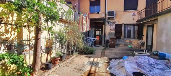 Дом с 4 комнатами в Боццоло, Италия № 5071 20