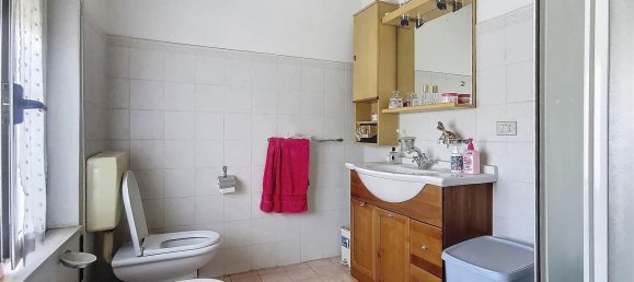 Дом с 4 комнатами в Боццоло, Италия № 5071 27