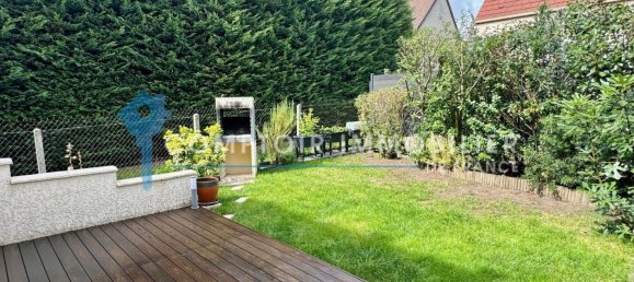 3 bedrooms House in Villabe, France No. 177846 4