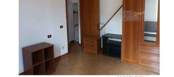2 rooms Apartment in Capannoli, Italy No. 160622 25