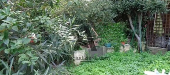 7غرفة شقة في Sassari, Italy رقم 13641 13