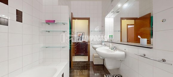 Apartamento de 4 habitaciónes en Conversano, Italy No. 275019 15