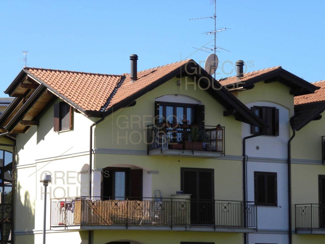 2 غرف نوم شقة في Gallarate, Italy رقم 129650