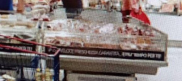 Imóvel comercial de 1 divisão em Palermo, Italy N.º 83834 11