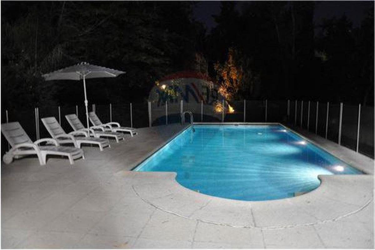 4 bedrooms House in Escobar, Argentina No. 95007