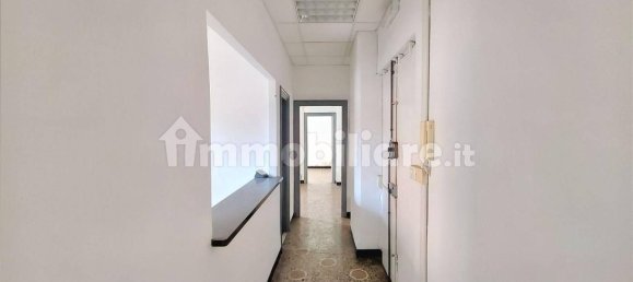 Oficina en Genoa, Italy 88 m² No. 322086 11