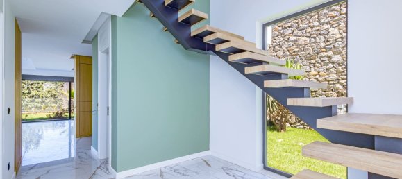 Villa de 4+1 en Kargicak, Turkey No. 40359 17