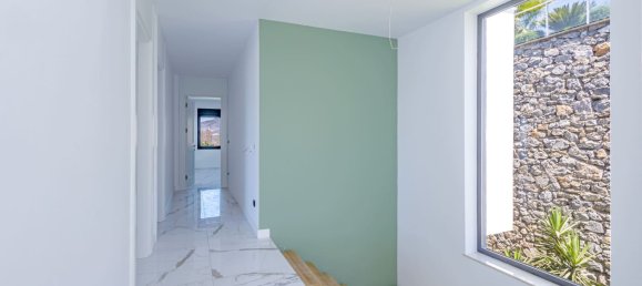 Villa de 4+1 en Kargicak, Turkey No. 40359 22