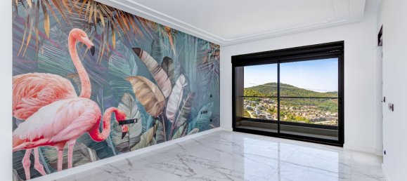 Villa de 4+1 en Kargicak, Turkey No. 40359 27