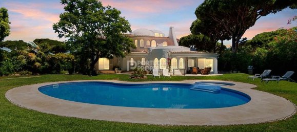 6 bedrooms House in Quarteira, Portugal No. 122082 3